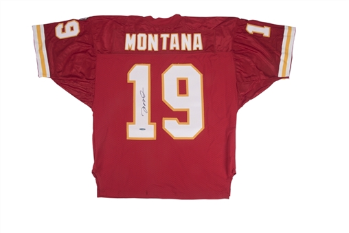 Joe Montana Signed Kansas City Chiefs Road Jersey (UDA)